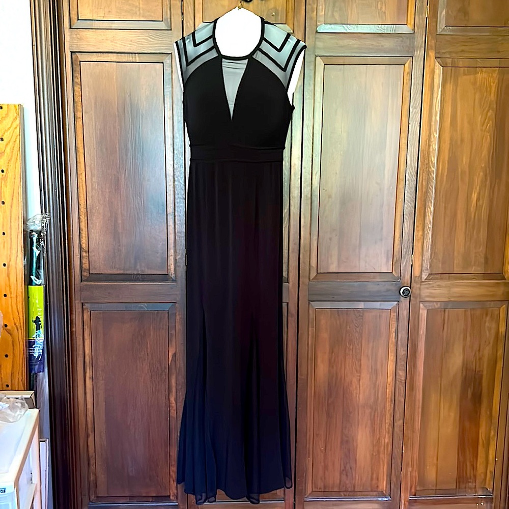 Beautiful, fun and flirty evening gown worn once!
